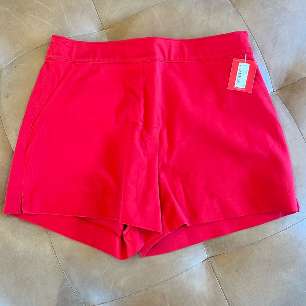 NWT - Spanx Polished 4” Short In True Red - M